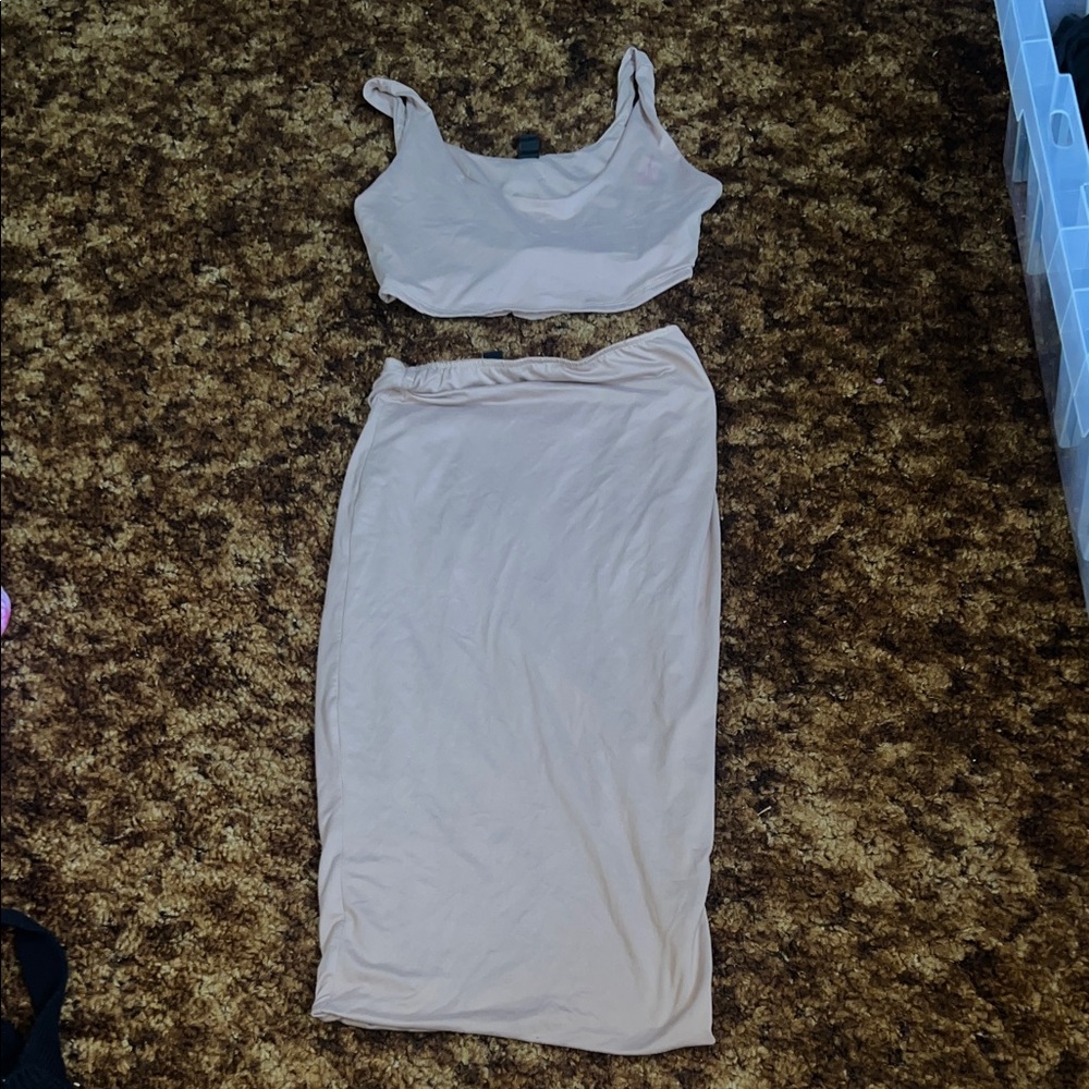 Elegant Tan Women's Skirt set